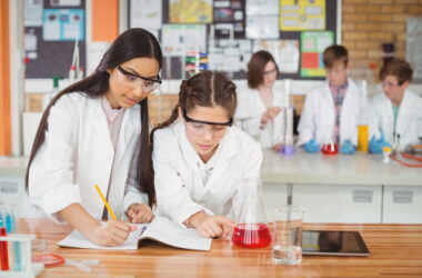 Sektorová rada pre chémiu a farmáciu si uvedomuje nevyhnutnosť nastavenia kvalitného vzdelávania